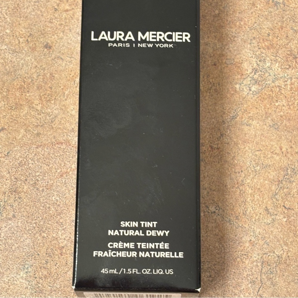 Laura Mercier Long-Wear Tinted Moisturizer Natural Dewy Hyaluronic Acid 4N Teak - Picture 7 of 15